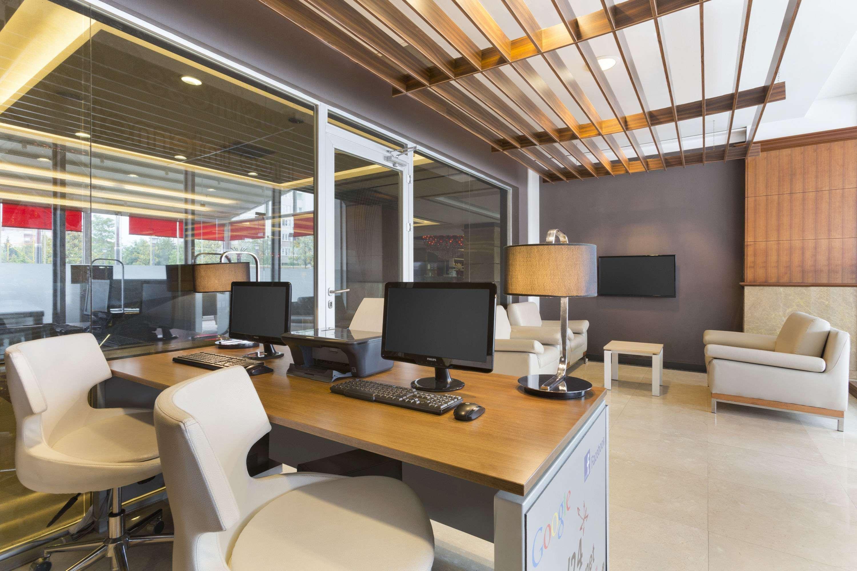 Отель Ramada Plaza By Wyndham Izmit Коджаэли Экстерьер фото 3D interior rendering of a modern office