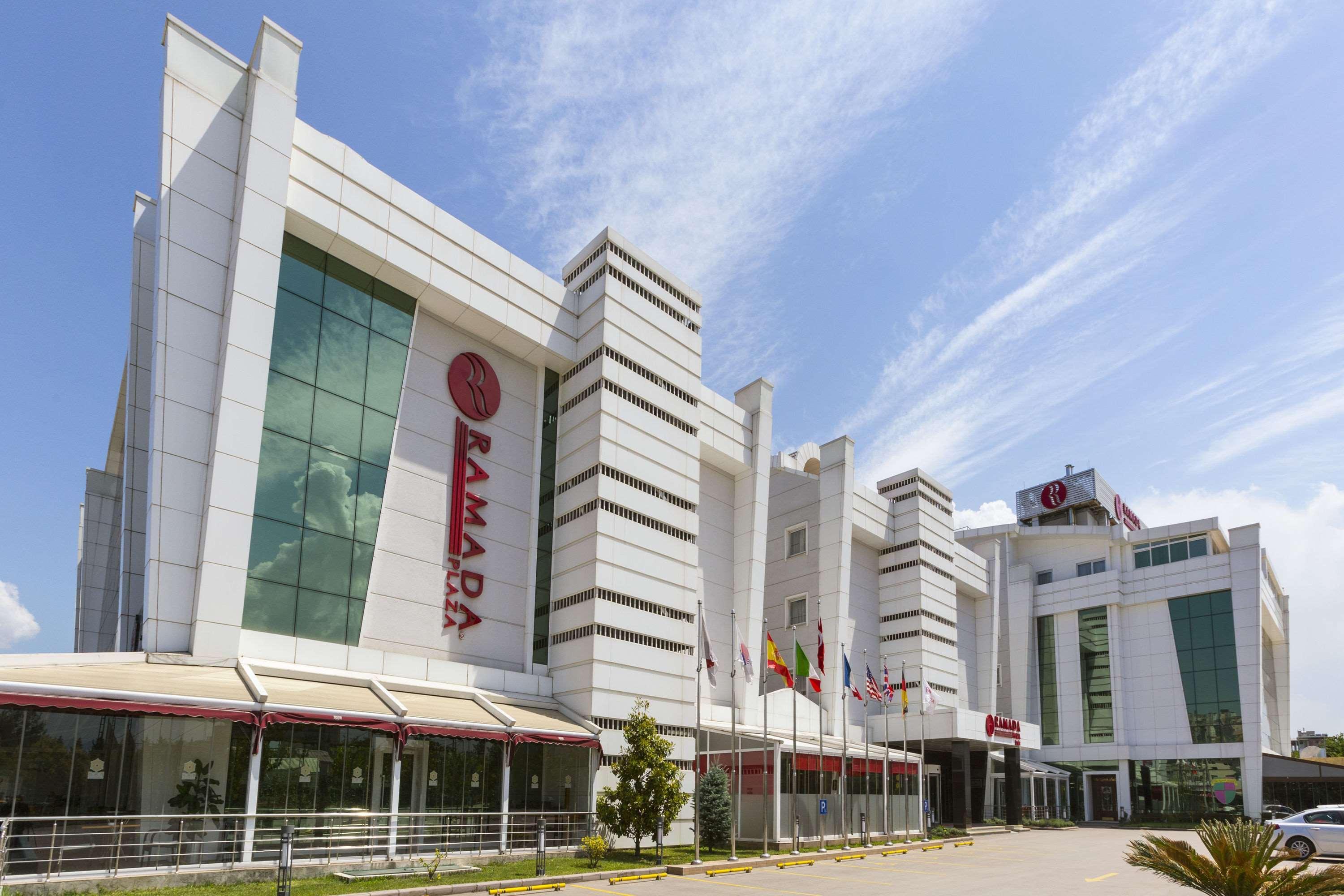 Отель Ramada Plaza By Wyndham Izmit Коджаэли Экстерьер фото